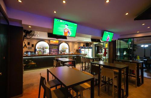 Vivian Hotel - Photo 5