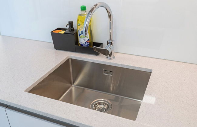 Brand New & Modern Studio JVC - Photo 73