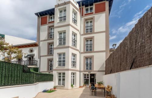 IDEAL & SOLEADO duplex con jardín - Foto 40