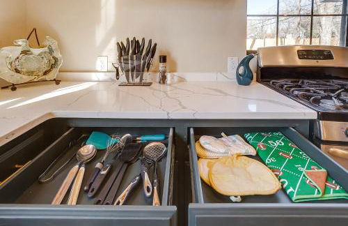 Stadium Luxe Retreat- Walking Distance to AT&T Sta - Foto 18