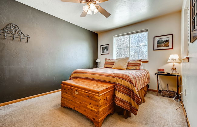 Streamside Lane Condos by CRMR - Foto 9