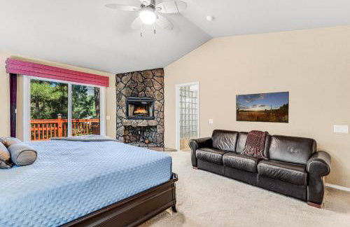 ACE - A Hole in One Right on the Golf Course Hot Tub Mt Views Pines - Foto 20