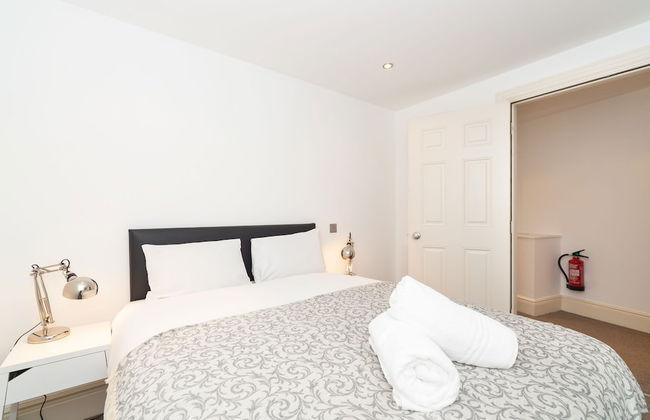 PML Apartments Park Road - Photo 9