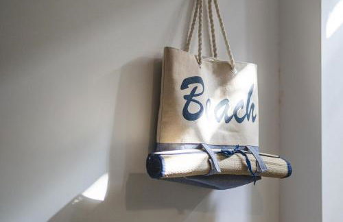 New - MiJa basement Loft Apartment steps from Beach - perfect for Sun and Sport Seekers - Foto 39