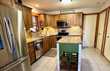 Cabin-Home in Maggie Valley NC-with Heating & AC, WiFi, Fireplace, Full Kitchen - Foto 5