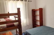 Casa 30 metros da praia com wifi e garagem 6 carros - Photo 8