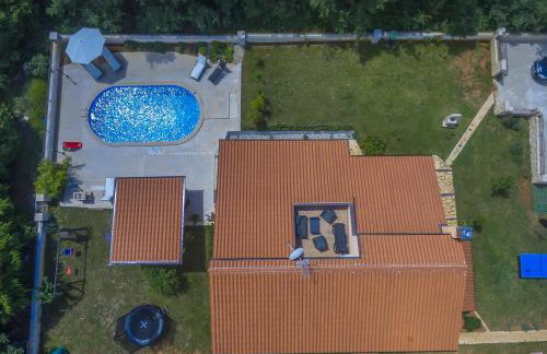 Luxury experience in Villa Lucia with heated pool and Play station 4 - Foto 2
