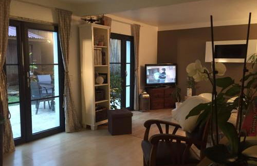 Maison 4 chbs avec jacuzzi, au pied de la piste cyclable - Foto 2