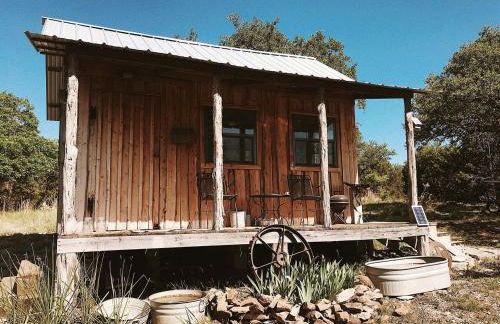 Rustic Off-the-Grid Cabin near Ample Outdoor Recreation in Harper, Texas - Photo 8