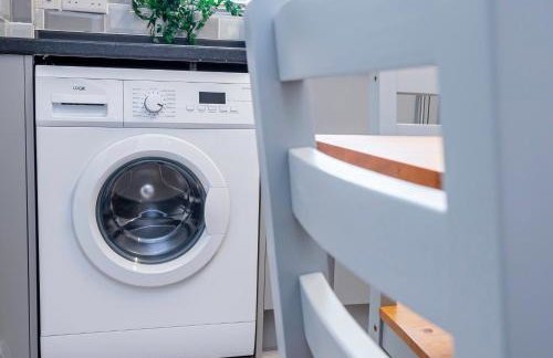 Private immaculate contractor and leisure stay with large driveway - Foto 6