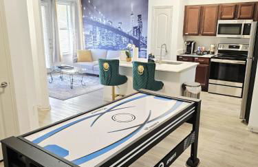 Frisco Vibes With Pool Gym and Elegant 1BR Apart - Foto 34