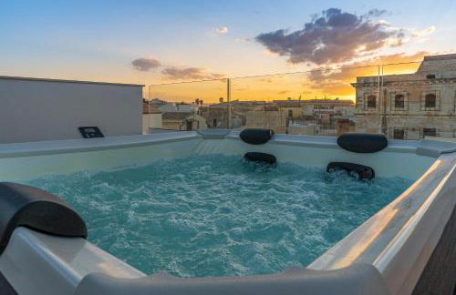 La Dimora di San Nicola Ortigia Boutique Apartments - Terrace & Jacuzzi Access - Foto 5