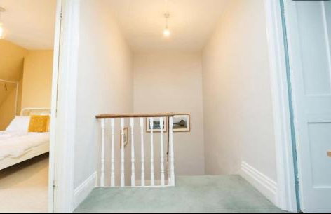 Penthouse Apartment with Impressive Views Sleeps 2 to 8 - Foto 16