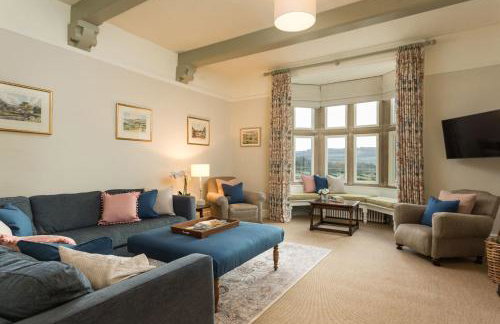 Hollins Farmhouse - Photo 9