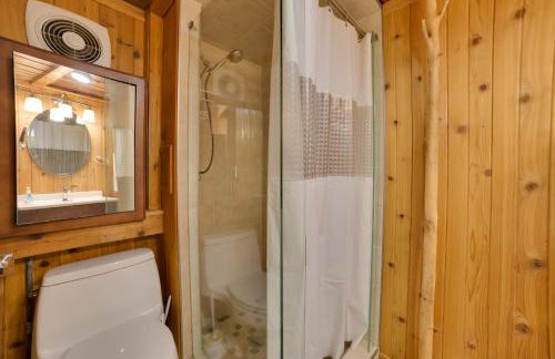 Pet Friendly Mullett Lake Cabin with Dock! - Foto 16