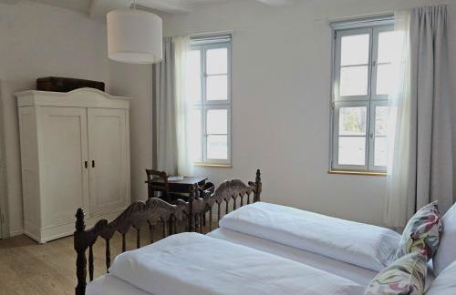 himmlischer Hof - Juwel von 1477 mit P, romantischer Innenhof, Kamin, Öko, Denkmal - Foto 54