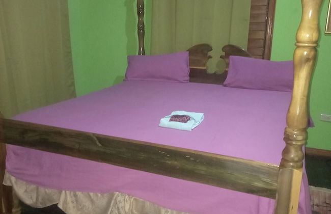 Deano's Cottages - Photo 9