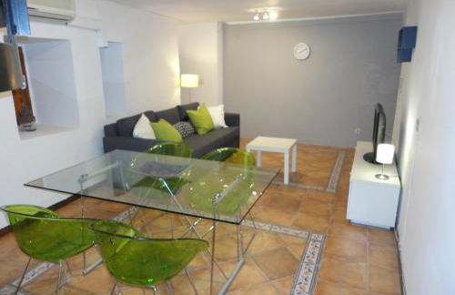 Center Valencia - Photo 20