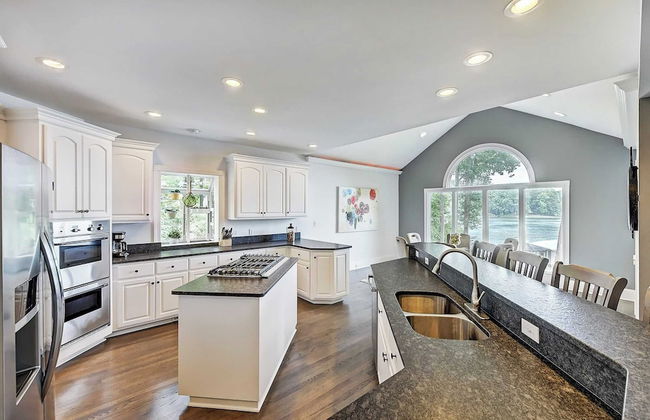 Lucky's Lake House by Avantstay Private Lake Bar - Foto 17