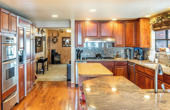 Frosted Shore by Avantstay Luxury Lake Views - Photo 16