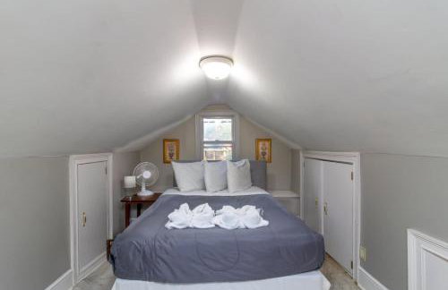 The Broadway Bungalow Walk to Riverwalk Dining! - Foto 27