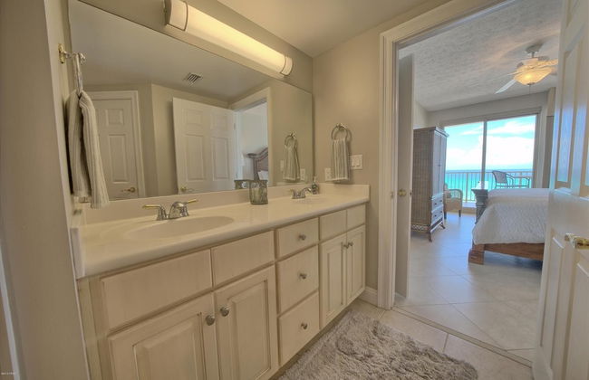 Cozy Condominium with Astonishing View from Spacious Balcony - Unit 0401 by RedAwning - Foto 21