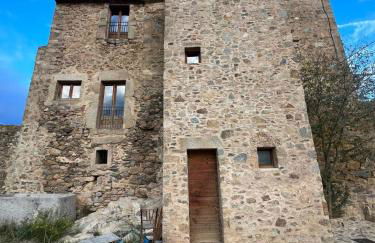 CASA RURAL DE ENSUEÑO EN CANTALLOPS CON 9 HABITACIONES DOBLES CON BAÑOS PRIVADOS Y PISCINA DE 20M x 2,70M - Foto 40