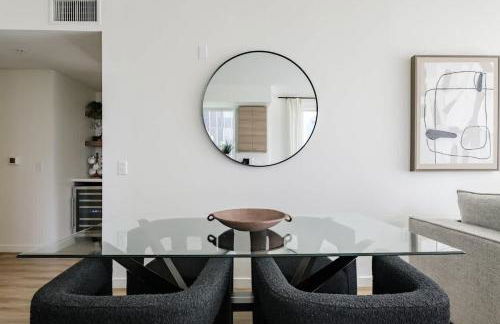 Balcony View and King Beds Walk to Golden 1 Center - Foto 67