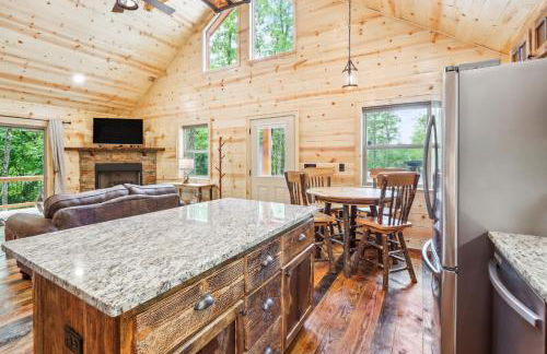 Private Murphy Cabin Rental with Wraparound Porch! - Foto 8