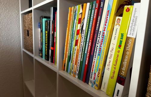 T3 Chaleureux - Vieux Toulon - Proche Port - Foto 26