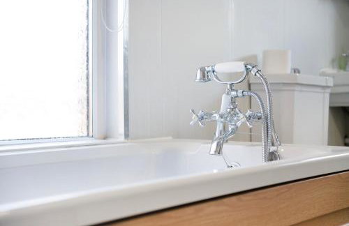 Family-Friendly 2BR Close to Durham City - Foto 33