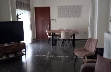 Cherry's house, Petroupoli! Athens! - Foto 3