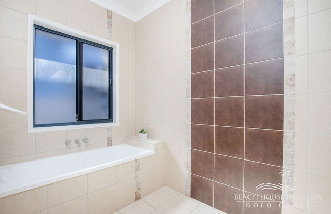 Maureen Waterfront Beach House - Foto 18