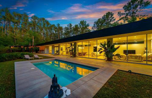 Floral City Oasis - Pool, BBQ Area & Forest View - Foto 51