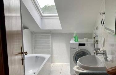 Charming Apartment near Lake - Foto 10