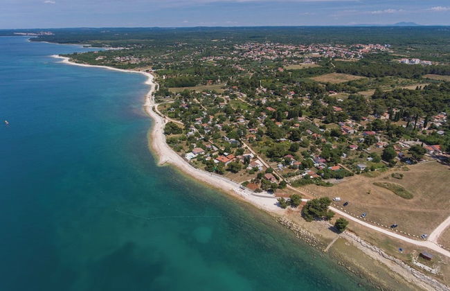 Cozy Apartment in Peroj - Photo 18