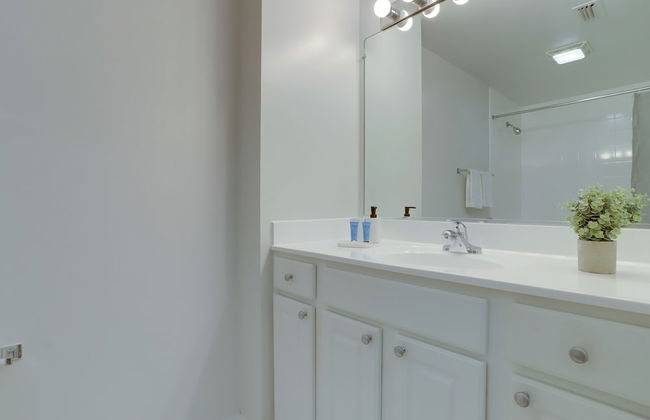 Stylish & Cozy Apartment in Ballston - Foto 28