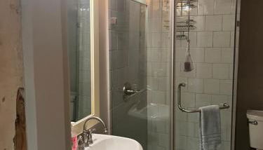 New Orleans Premier Rentals - Foto 3, towels, Shower