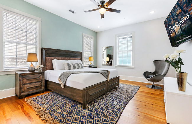 Amazing 4BR w Balcony by Hosteeva - Foto 1