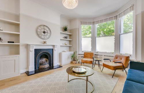 Balham near Tube Victorian House 4 Bedrooms 9 beds - Photo 2