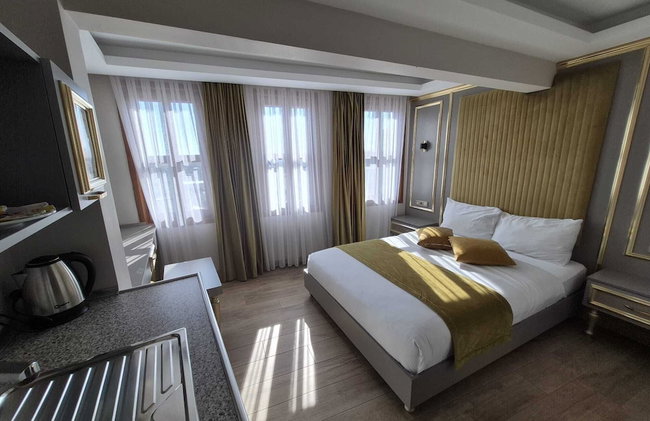 Taksim La Marino Hotel - Photo 27