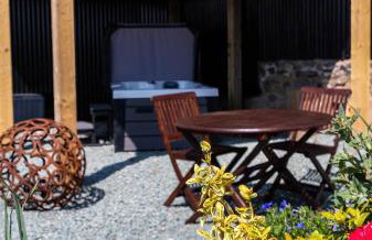 The Shire Luxury Converted Horse Lorry with private hot tub Cyfie Farm - Foto 7