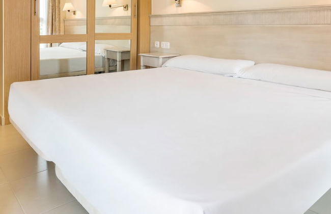 Aparthotel ILUNION Sancti Petri - Foto 10