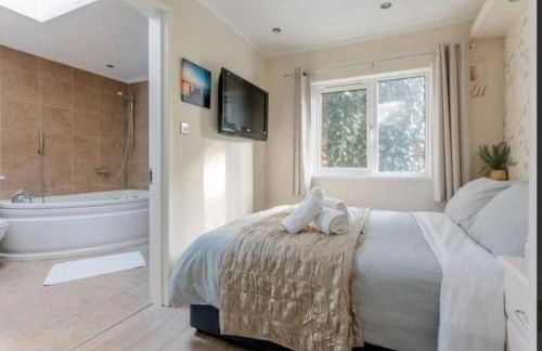 Rockley Park Private Holiday Homes - Photo 3