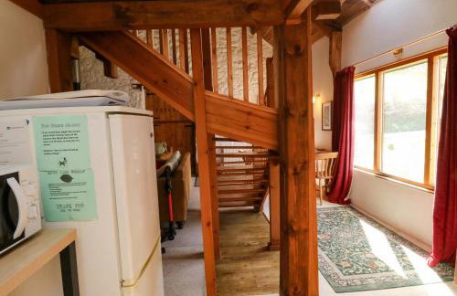 Swallows Nest - Photo 11