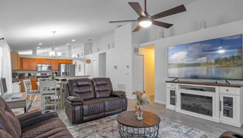 Wonderful Weston Hills Villa SE Facing Pool - Foto 3