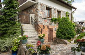 Dom nad jeziorem z prywatnym pomostem i lodka - Wifi i parking w cenie - Foto 1