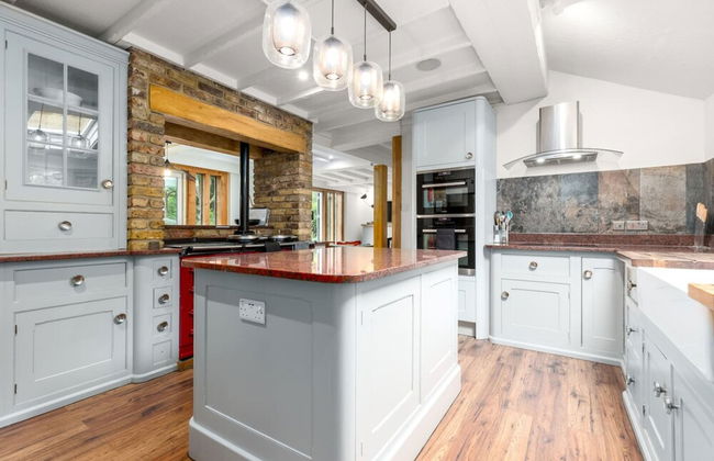 The Copse - From 1100 Per Night - Photo 17