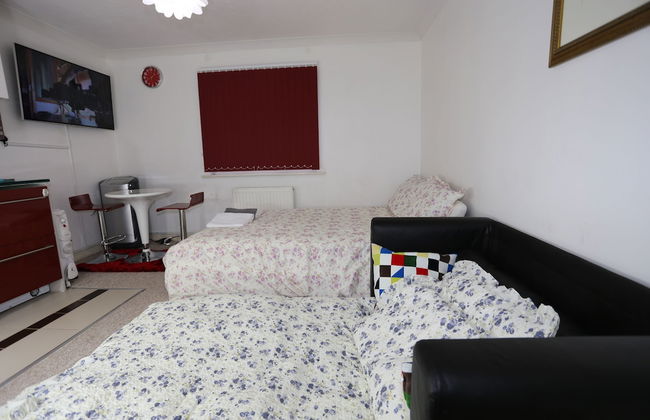 Lovely Studio Apartments - Thamesmead - Foto 11