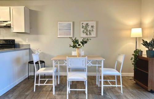 Cozy One-Bedroom Haven with Big Balcony - Foto 5